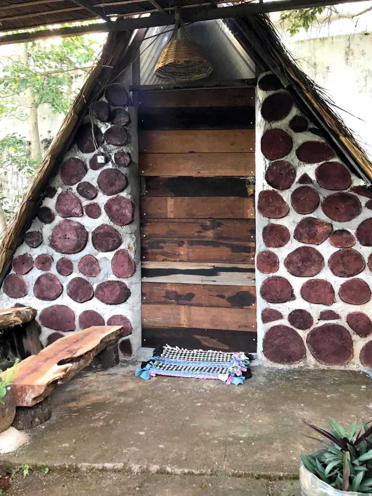 Backpacker Hostel And Jungle Trekking รัตนคีรี ภายนอก รูปภาพ