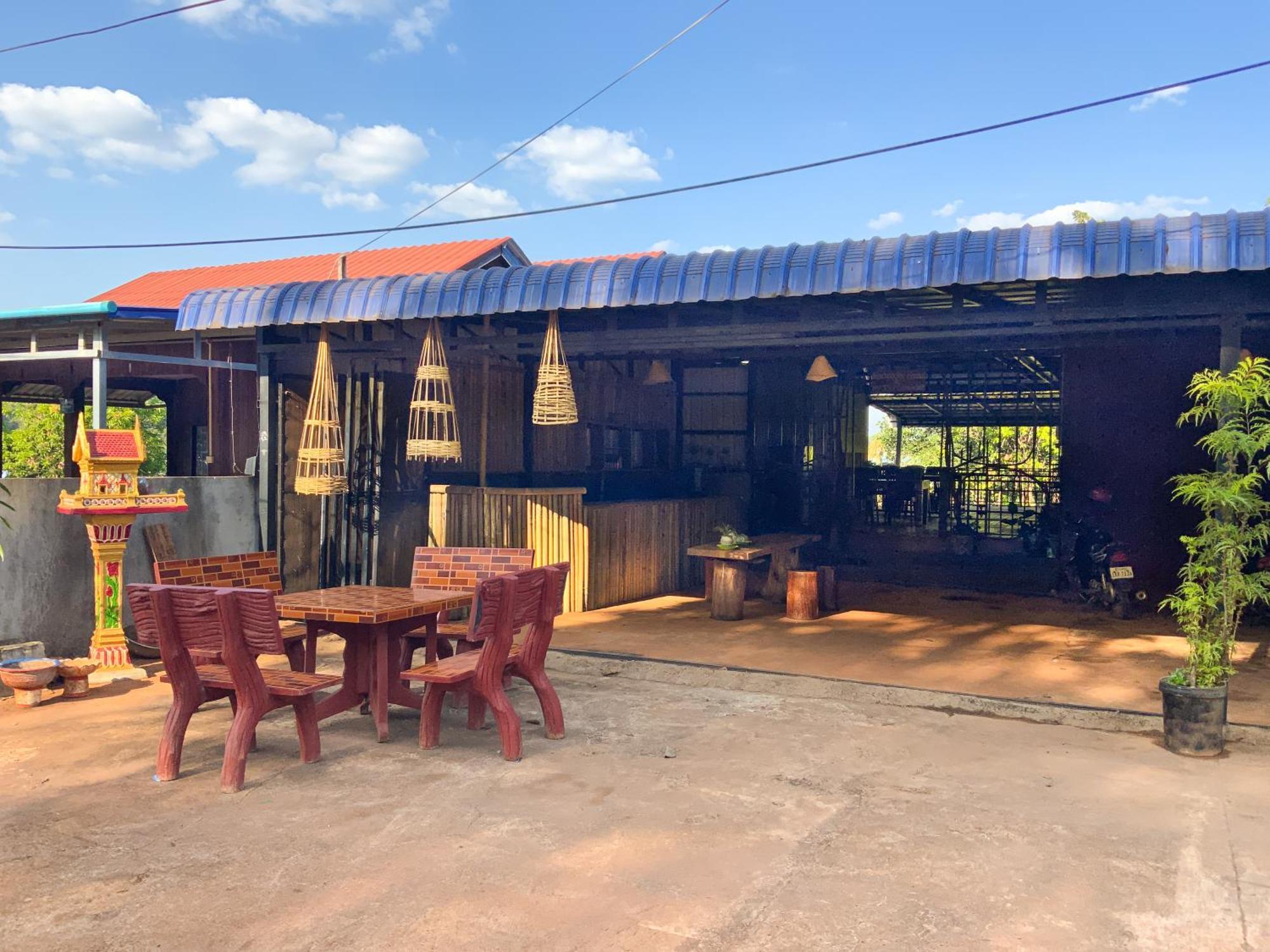 Backpacker Hostel And Jungle Trekking รัตนคีรี ภายนอก รูปภาพ