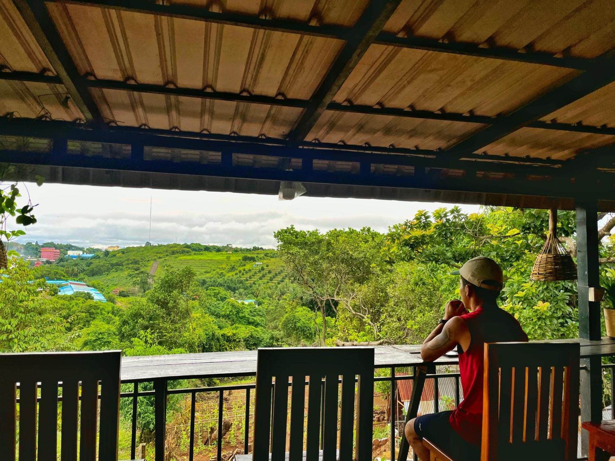 Backpacker Hostel And Jungle Trekking รัตนคีรี ภายนอก รูปภาพ