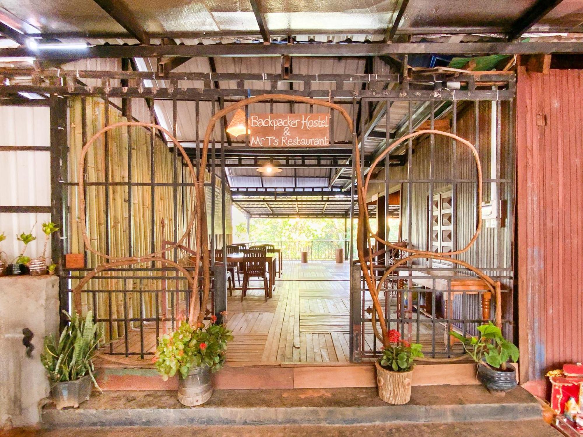 Backpacker Hostel And Jungle Trekking รัตนคีรี ภายนอก รูปภาพ